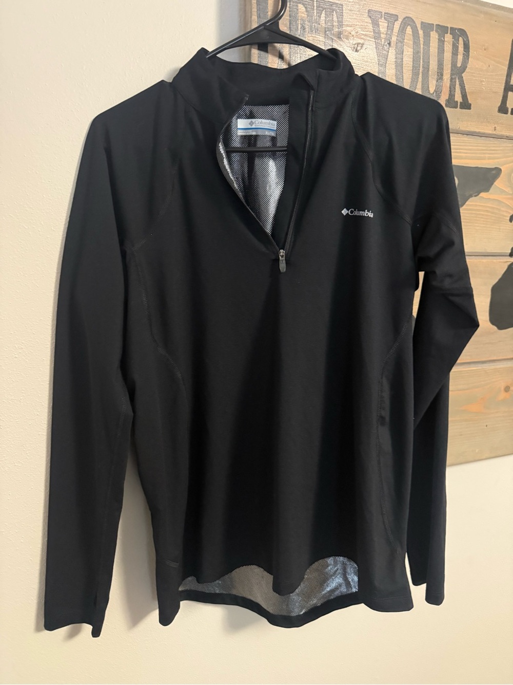 Columbia Men’s Black Half-Zip Performance Pullover Jacket
